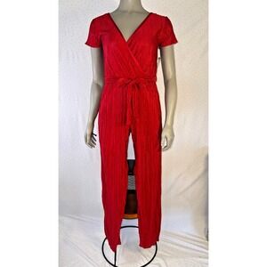 Almost Famous Jumpsuit Size Small Cherry Red Pleated Valentine's Holiday Party